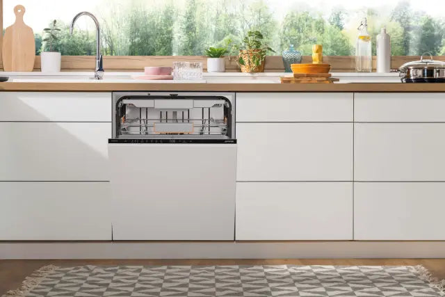 Perilica posuđa ugradbena 60 cm Gorenje GV16C