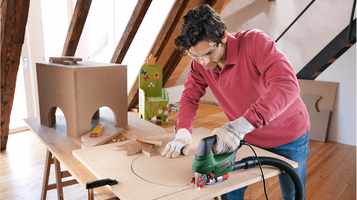 BOSCH ubodna pila PST 900 PEL