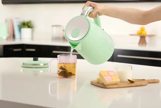 Kuhalo za vodu Russell Hobbs 27364-70 Eden Pistachio